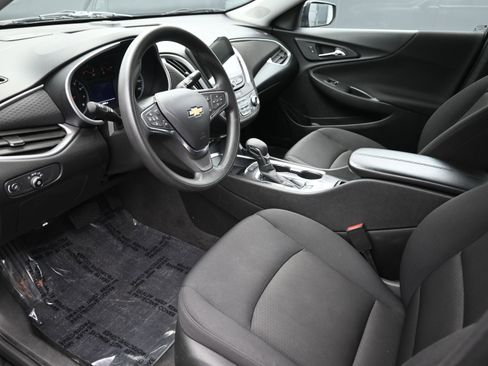 Used 2024 Chevrolet Malibu LT image 12