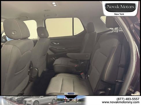 Used 2020 Chevrolet Traverse LT w/ Driver Confidence II Package image 11
