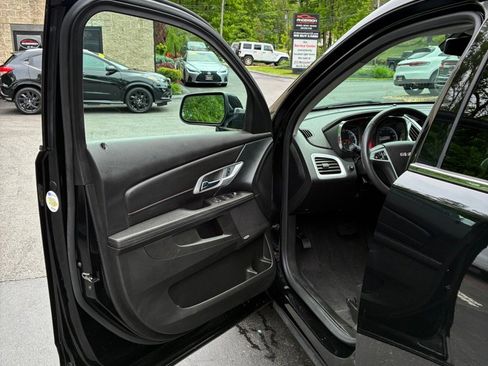 Used 2017 GMC Terrain SLE w/ Driver Alert Package I AWD/4WD image 19