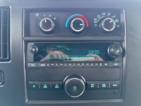 Used 2020 Chevrolet Express 2500 w/ Driver Convenience Package image 26