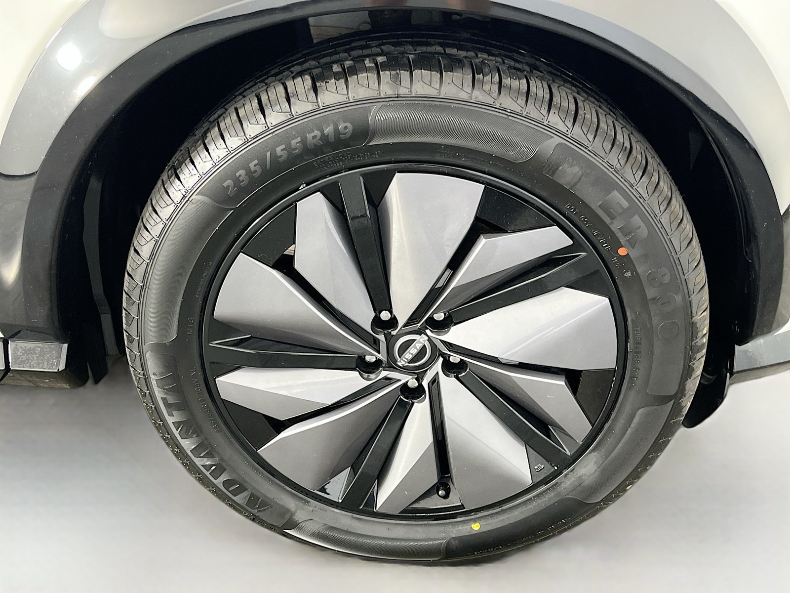 Used 2023 Nissan Ariya FWD image 37