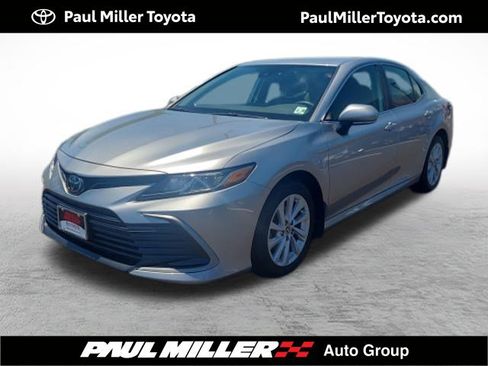Certified 2023 Toyota Camry LE w/ Convenience Package FWD image 1