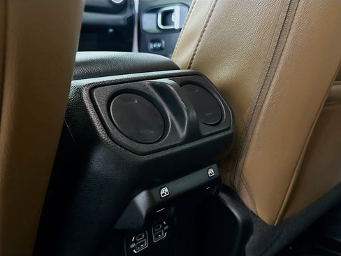 Used 2023 Jeep Wrangler Sahara w/ Cold Weather Group image 26