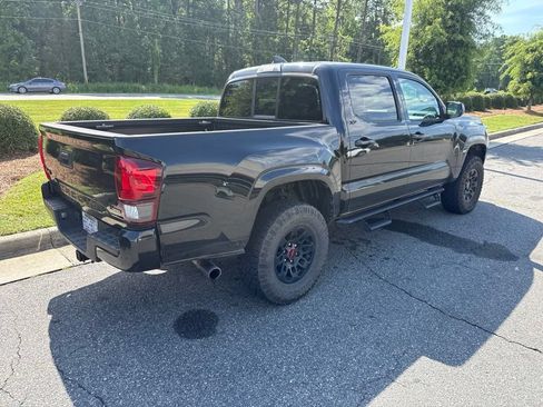 Used 2022 Toyota Tacoma SR AWD/4WD image 3