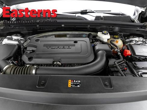 Used 2023 Buick Envision Essence w/ Sport Touring Package FWD image 7