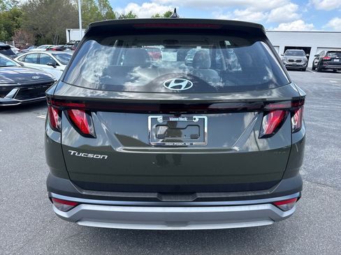 New 2026 Hyundai Tucson SE image 6