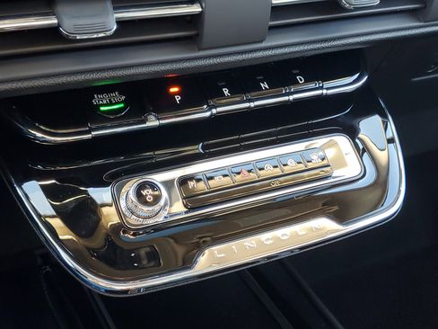 New 2026 Lincoln Corsair Premiere image 22