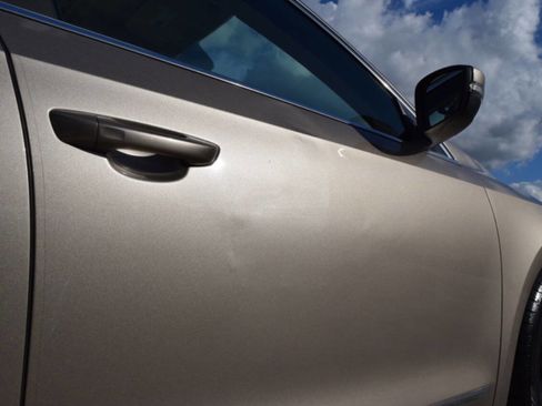 Used 2015 Volkswagen Passat TDI SE image 12