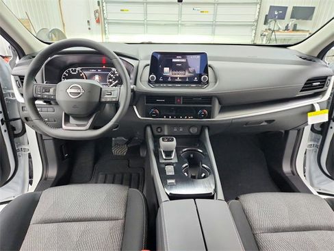 New 2026 Nissan Rogue SV image 24