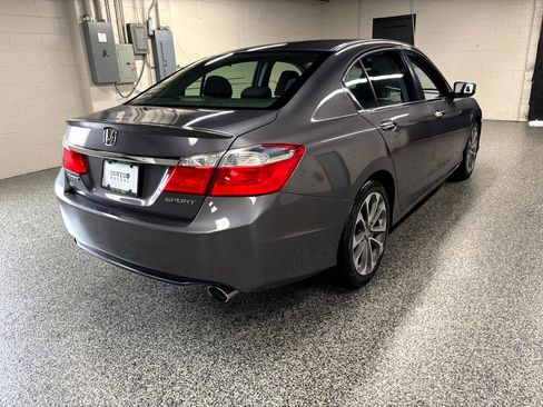 Used 2014 Honda Accord Sport image 4