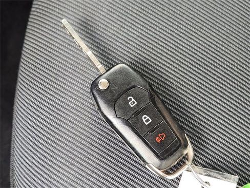 Used 2023 Ford Maverick XL image 33