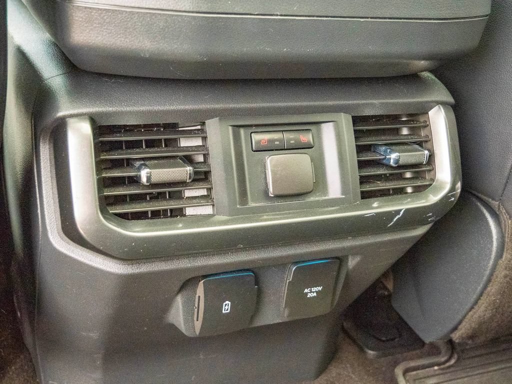 Used 2021 Ford F150 Lariat w/ Equipment Group 502A High AWD/4WD image 31