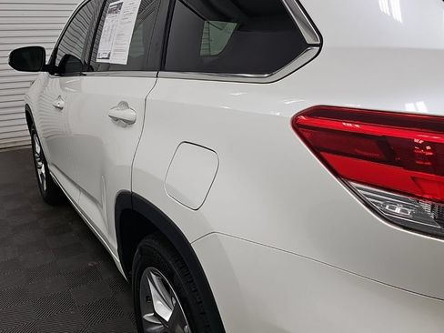 Used 2017 Toyota Highlander Limited FWD image 7