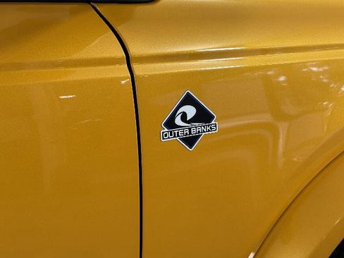 Certified 2022 Ford Bronco Outer Banks image 9