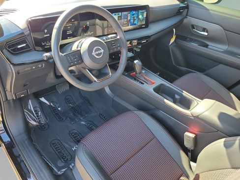 New 2026 Nissan Kicks SR w/ Cold Weather Package image 22