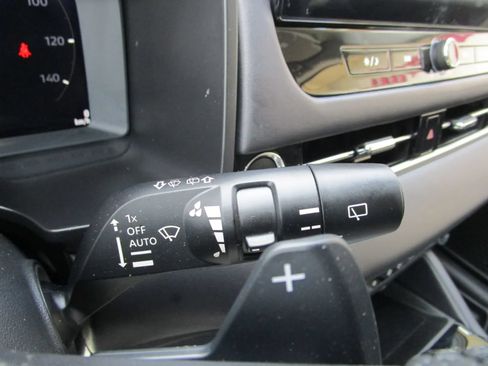 Used 2025 Mitsubishi Outlander SE AWD/4WD image 26