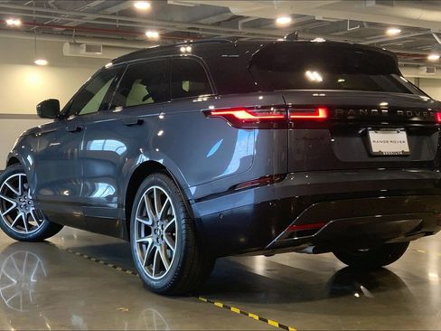 Used 2026 Land Rover Range Rover Velar Dynamic SE image 11