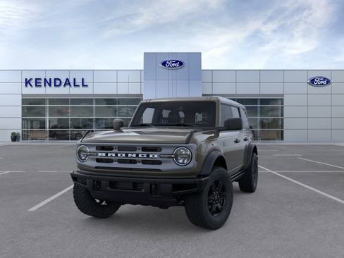 New 2025 Ford Bronco Big Bend w/ Black Diamond Package image 2