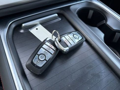 Used 2025 Ford Expedition Max Active RWD image 24