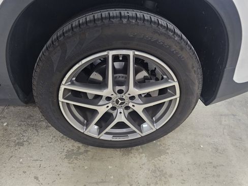 Certified 2019 Mercedes-Benz GLC 300 GLC 300 image 12