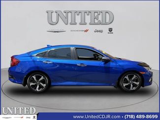 Used 2016 Honda Civic Touring video 2