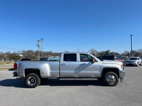 Used 2015 GMC Sierra 3500 SLE w/ SLE Preferred Package image 2