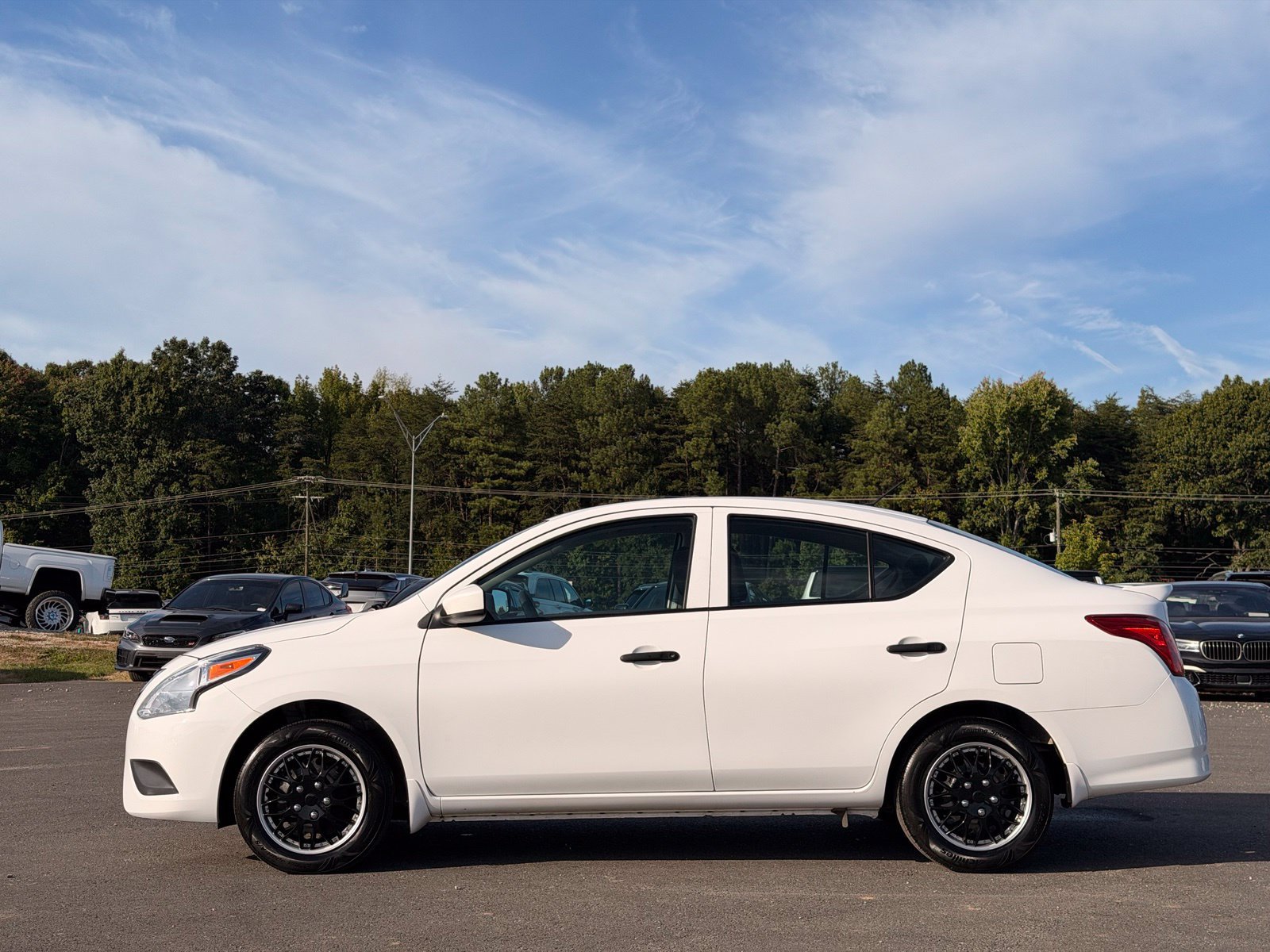 Used 2018 Nissan Versa S Plus FWD image 11