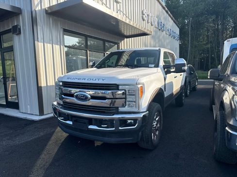 Used 2017 Ford F250 King Ranch w/ King Ranch Ultimate Package AWD/4WD image 3