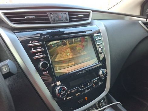 Used 2022 Nissan Murano SV w/ SV Midnight Edition Package image 8