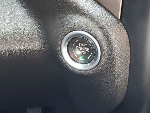 Used 2021 Chevrolet Silverado 1500 High Country image 28