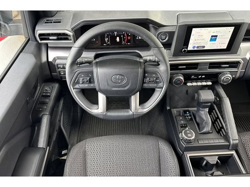New 2026 Toyota 4Runner SR5 AWD/4WD image 15