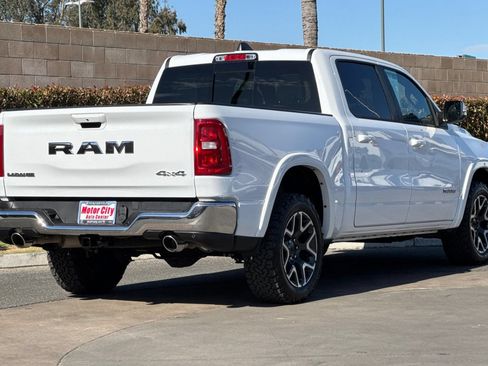 Used 2025 RAM 1500 Laramie AWD/4WD image 4