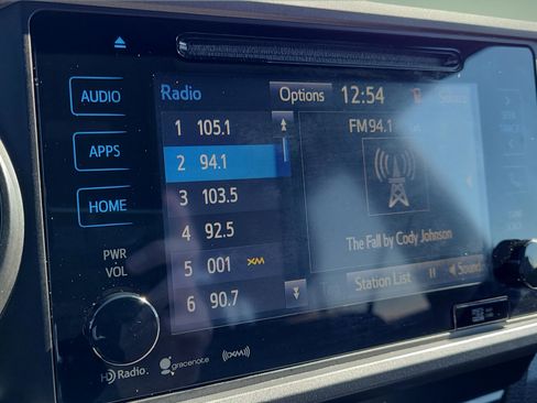 Used 2019 Toyota Tacoma TRD Off-Road image 19