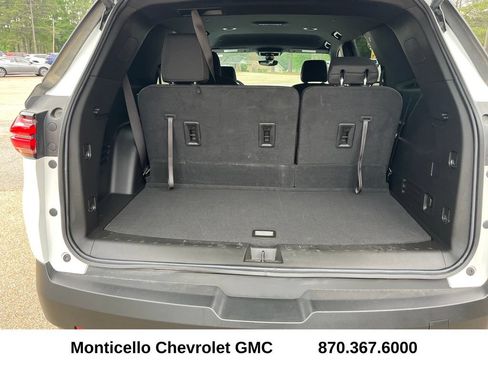Certified 2023 Chevrolet Traverse LT FWD image 26