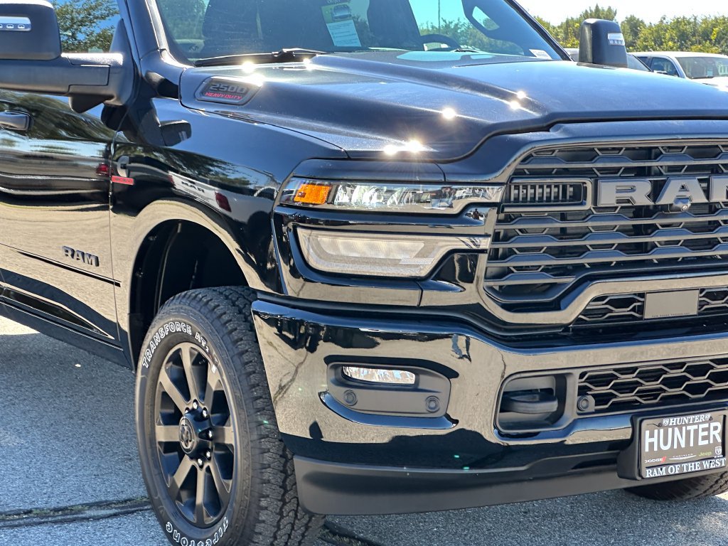 New 2026 RAM 2500 Big Horn AWD/4WD image 9