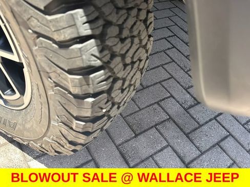 Used 2026 Jeep Wrangler Unlimited Rubicon AWD/4WD image 11