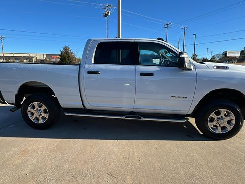 Used 2025 RAM 2500 Big Horn image 7