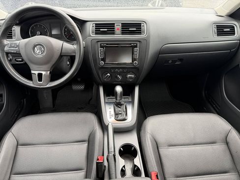 Used 2012 Volkswagen Jetta SE FWD image 21
