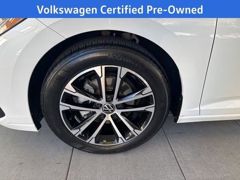 Certified 2025 Volkswagen Jetta Sport image 19