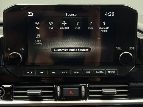 Used 2024 Nissan Pathfinder Platinum FWD image 28
