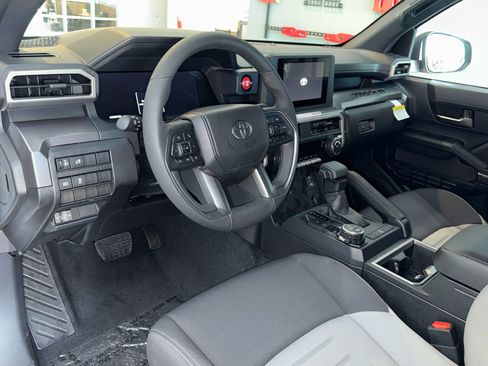 New 2026 Toyota Tacoma TRD Off-Road AWD/4WD image 6