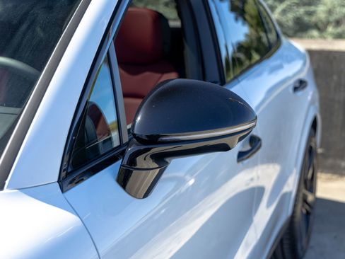 New 2026 Porsche Cayenne S image 17