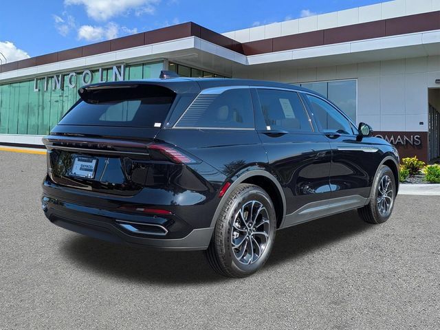 New 2026 Lincoln Nautilus Premier AWD/4WD image 4