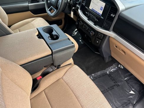Used 2023 Ford F150 XLT AWD/4WD image 16