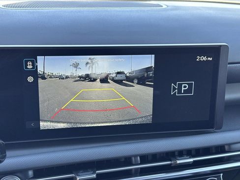 Certified 2025 Hyundai Santa Cruz SE image 14