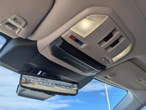 Used 2025 Subaru Ascent Bronze Edition w/ Onyx Package image 30