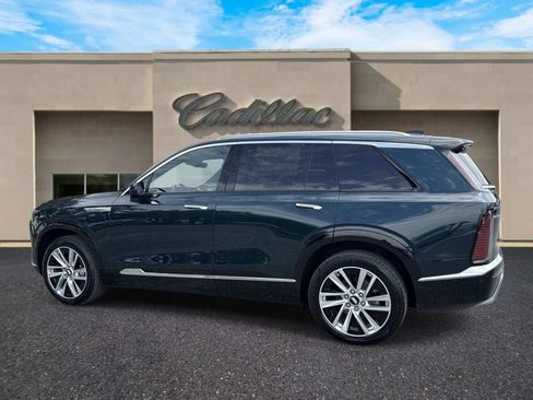 New 2027 Cadillac Vistiq Luxury w/ LPO, Floor Liner Package AWD/4WD image 5