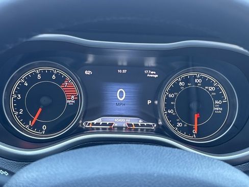 Used 2018 Jeep Cherokee Trailhawk image 22