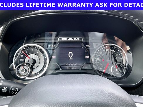 Used 2022 RAM 1500 Big Horn AWD/4WD image 17