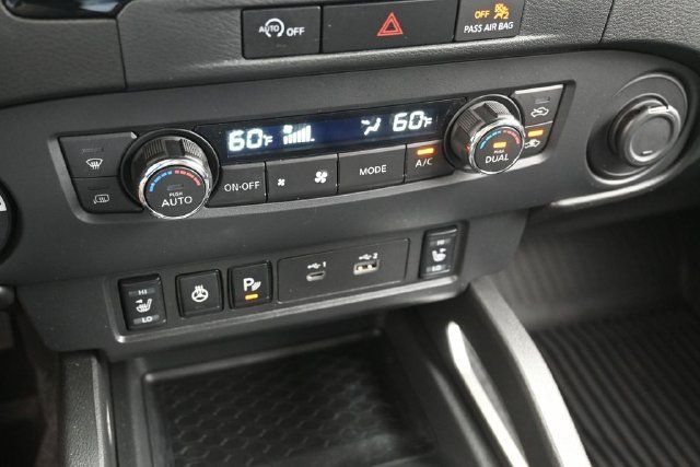 Used 2024 Nissan Frontier SL w/ Technology Package AWD/4WD image 25